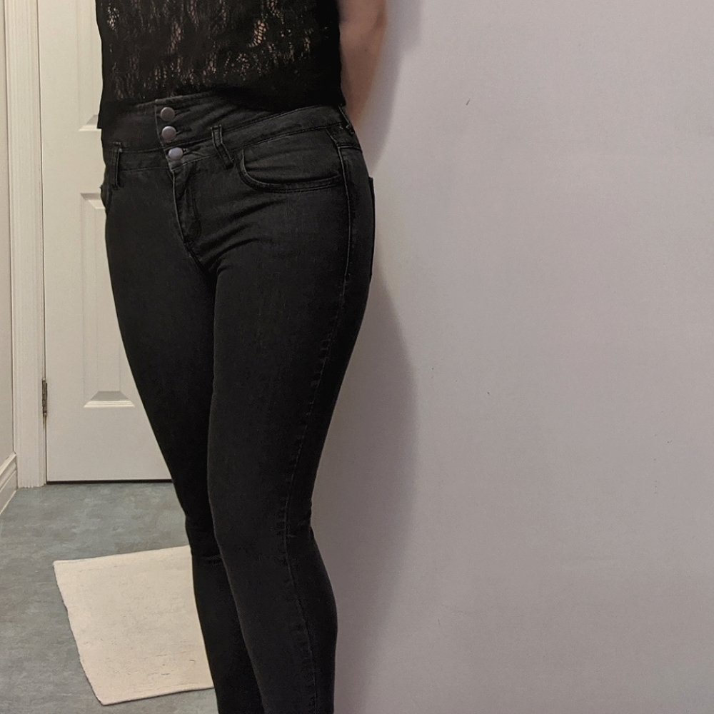 Forever21 Black High-Waisted Skinny Jeans